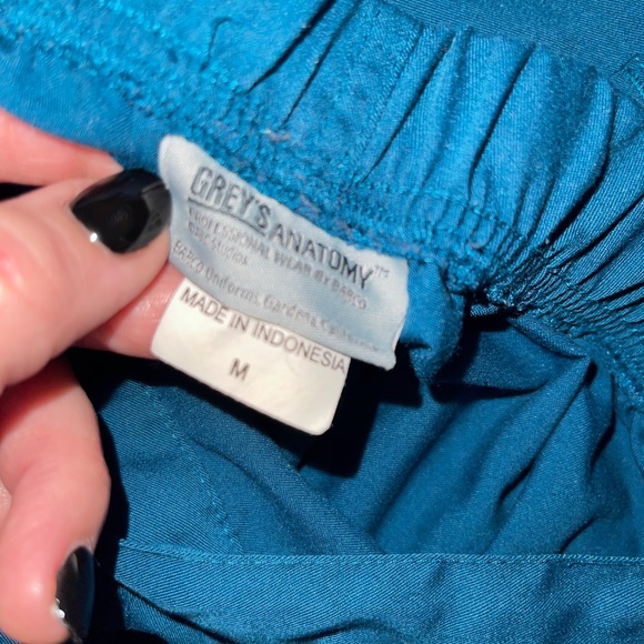 Scrub set - Picture 3 of 3